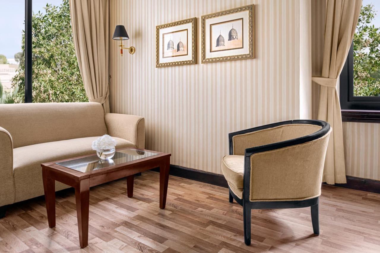 Intercontinental Riyadh By Ihg Kültér fotó A room at the hotel